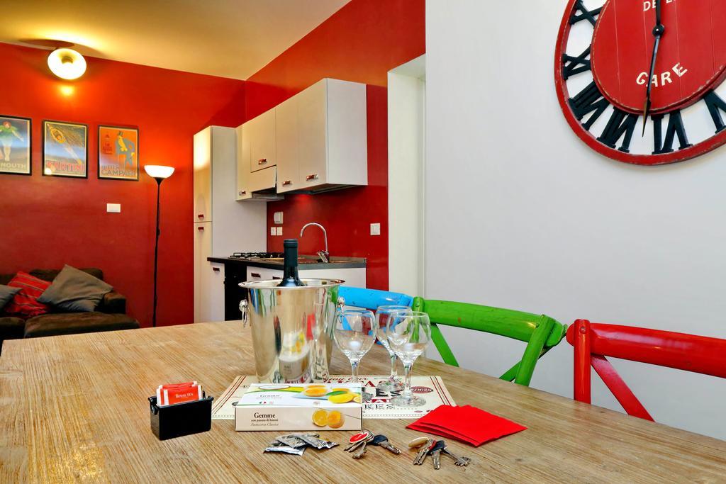 Cozy Apartment Fabia 300 Mt From Colosseum Exterior foto